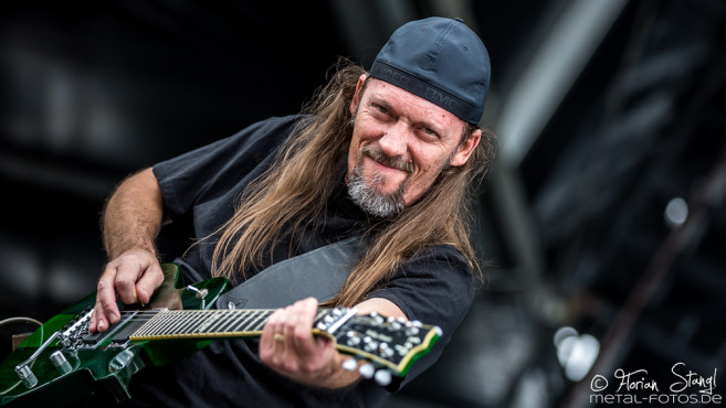 sacred-reich-bang-your-head-2016-15-07-2016_0002