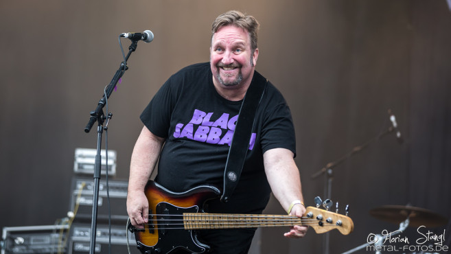 sacred-reich-bang-your-head-2016-15-07-2016_0010