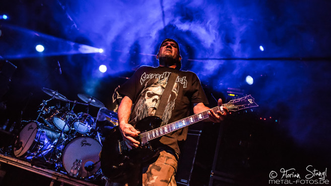sacred-reich-hirsch-nuernberg-27-07-2016_0002