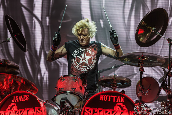 scorpions-schlossplatz-coburg-21-8-2015_0024