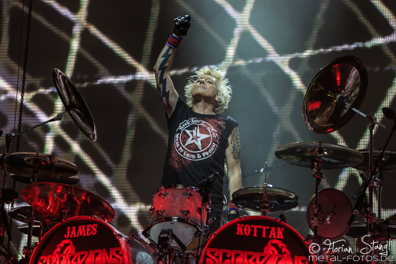 scorpions-schlossplatz-coburg-21-8-2015_0034