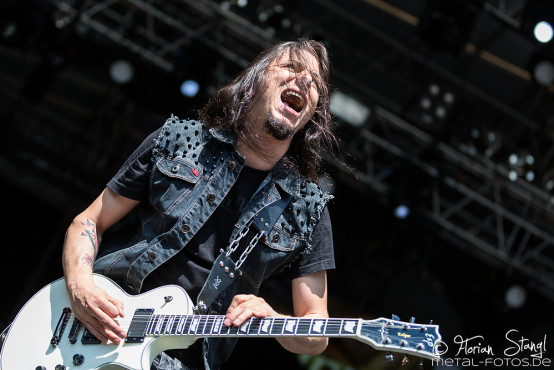 serious-black-masters-of-rock-10-7-2015_0005