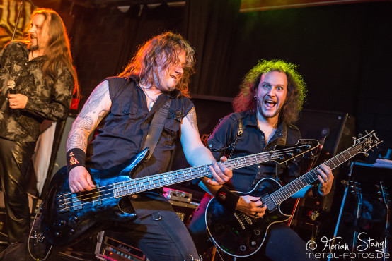 serious-black-rock-for-one-world-05-03-2016_0031