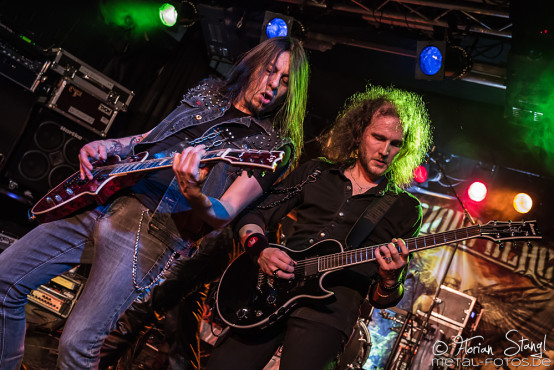 serious-black-rock-for-one-world-05-03-2016_0063