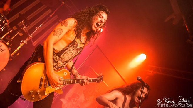 skull-fist-der-cult-nuernberg-20-10-2016_0011