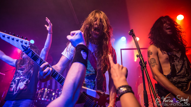 skull-fist-der-cult-nuernberg-20-10-2016_0017