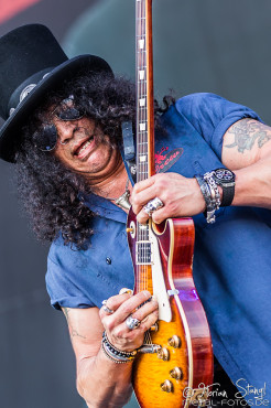slash-feat-myles-kennedy-rock-im-park-07-06-2015_0005