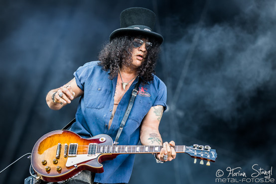slash-feat-myles-kennedy-rock-im-park-07-06-2015_0022