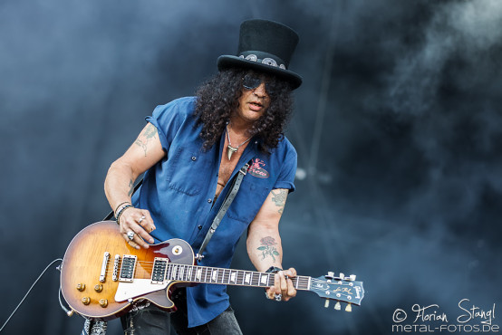 slash-feat-myles-kennedy-rock-im-park-07-06-2015_0027