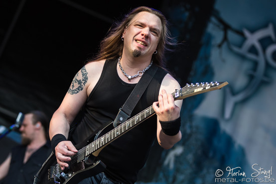 sonata-arctica-masters-of-rock-12-7-2015_0003