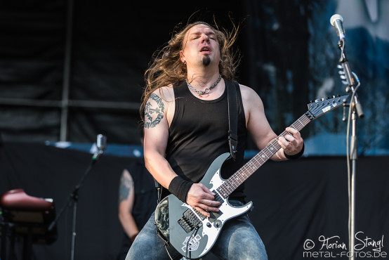 sonata-arctica-masters-of-rock-12-7-2015_0040