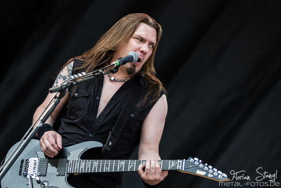 sonata-arctica-bang-your-head-16-7-2015_0042