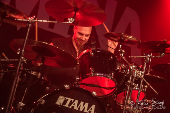 stam1na-hirsch-nuernberg-4-11-2014_0018