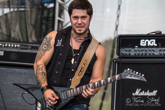 steel-engraved-basinfirefest-28-6-2014_0005