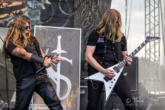steel-engraved-basinfirefest-28-6-2014_0016