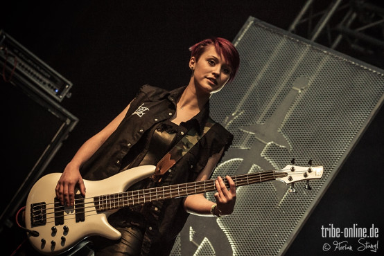 steel-engraved-out-and-loud-30-5-20144_0013