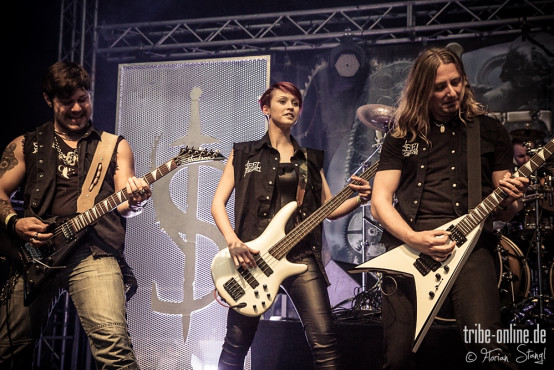 steel-engraved-out-and-loud-30-5-20144_0014