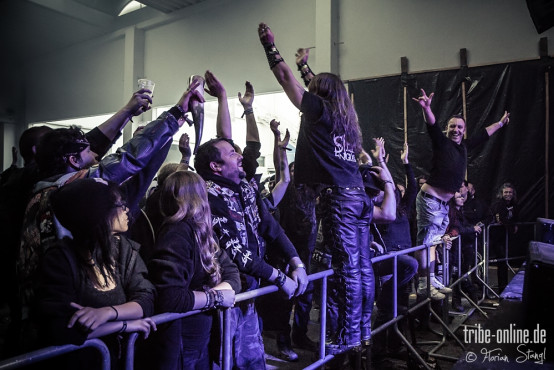 steel-engraved-out-and-loud-30-5-20144_0017