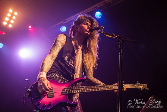 steel-panther-rockfabrik-nuernberg-22-6-2014_0022