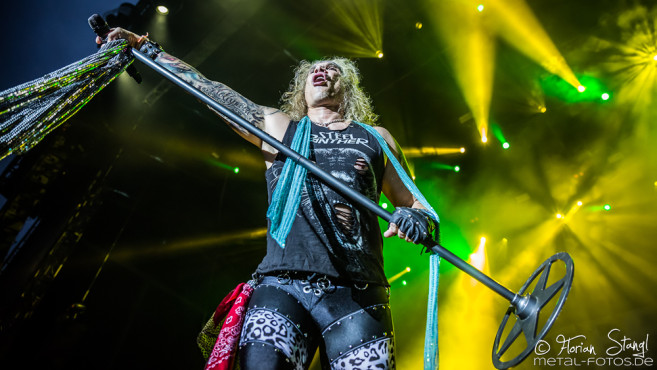 steel-panther-summer-breeze-2016-20-08-2016_0001