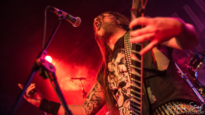 suicidal-angels-der-cult-nuernberg-20-10-2016_0026