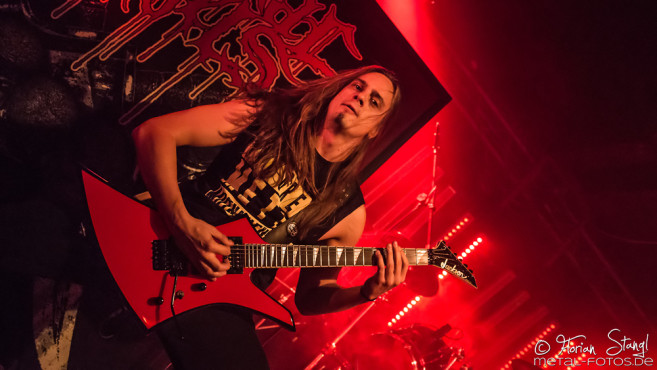 suicidal-angels-der-cult-nuernberg-20-10-2016_0028