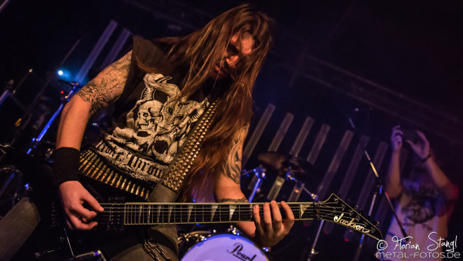 suicidal-angels-der-cult-nuernberg-20-10-2016_0039