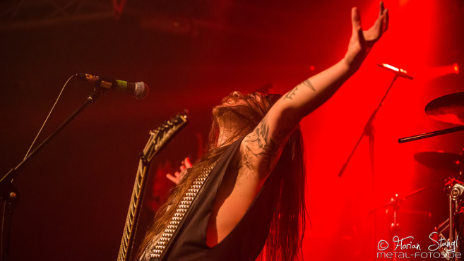 suicidal-angels-der-cult-nuernberg-20-10-2016_0041