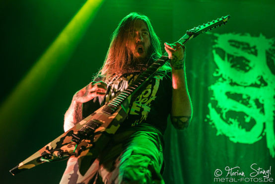 suicide-silence-rock-im-park-2017-2-6-2017_0025