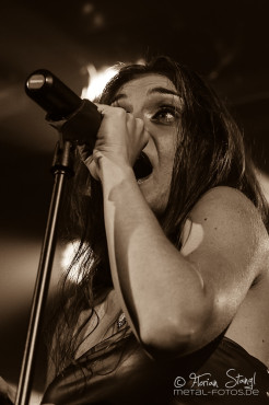 teodasia-backstage-muenchen-26-10-2013_22