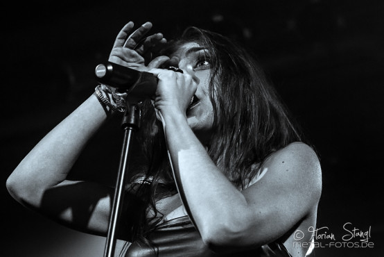 teodasia-backstage-muenchen-26-10-2013_38