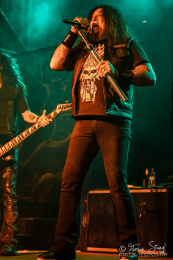 testament-rockfabrik-nuernberg-17-03-2013-27