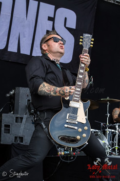 the-bones-summer-breeze-2013-15-08-2013-13
