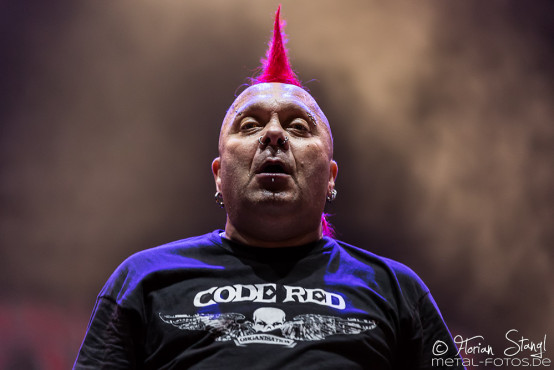 the-exploited-masters-of-rock-11-7-2015_0010