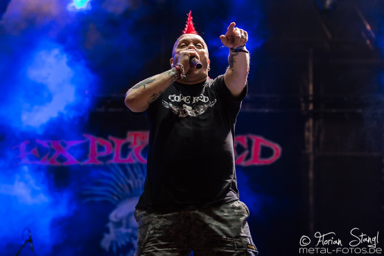 the-exploited-masters-of-rock-11-7-2015_0013