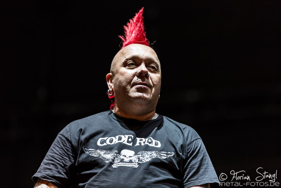 the-exploited-masters-of-rock-11-7-2015_0028