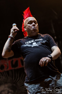 the-exploited-masters-of-rock-11-7-2015_0037