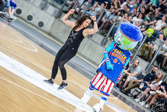 the-harlem-globetrotters-arena-nuernberg-21-4-2018_0009