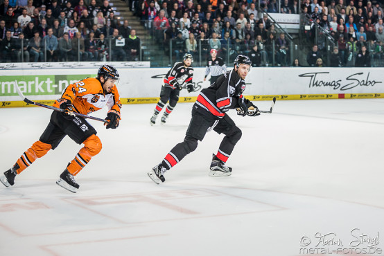 thomas-sabo-ice-tiger-vs-grizzlys-wolfsburg-arena-nuernberg-10-04-2016_0024