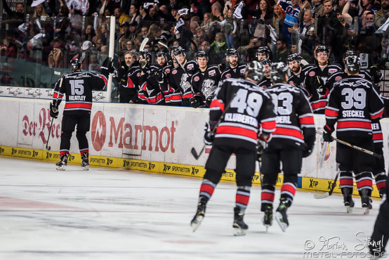 thomas-sabo-ice-tiger-vs-grizzlys-wolfsburg-arena-nuernberg-10-04-2016_0034