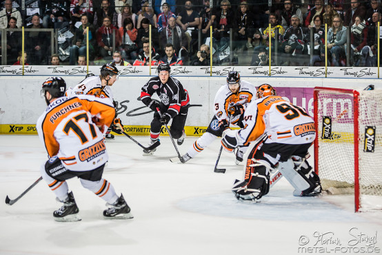 thomas-sabo-ice-tiger-vs-wolfsburg-grizzlys-arena-nuernberg-05-04-2016_0039