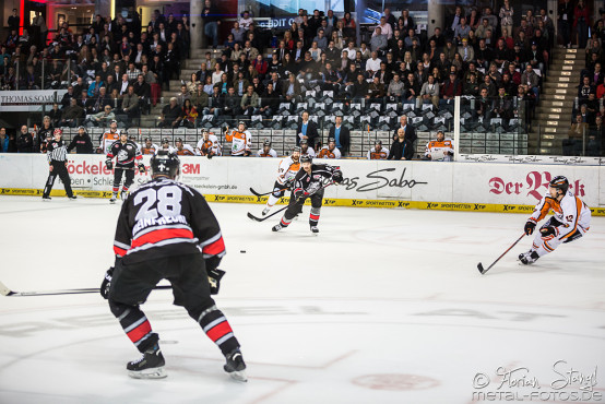 thomas-sabo-ice-tiger-vs-wolfsburg-grizzlys-arena-nuernberg-05-04-2016_0040