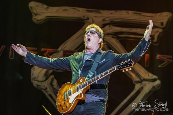 twisted-sister-byh-2014-12-7-2014_0048