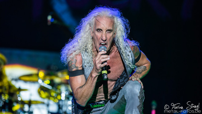 twisted-sister-bang-your-head-2016-15-07-2016_0008