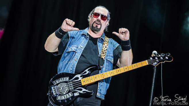 twisted-sister-bang-your-head-2016-15-07-2016_0016