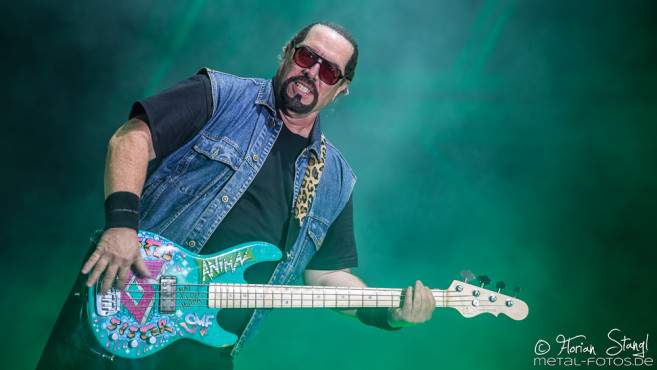 twisted-sister-bang-your-head-2016-15-07-2016_0024