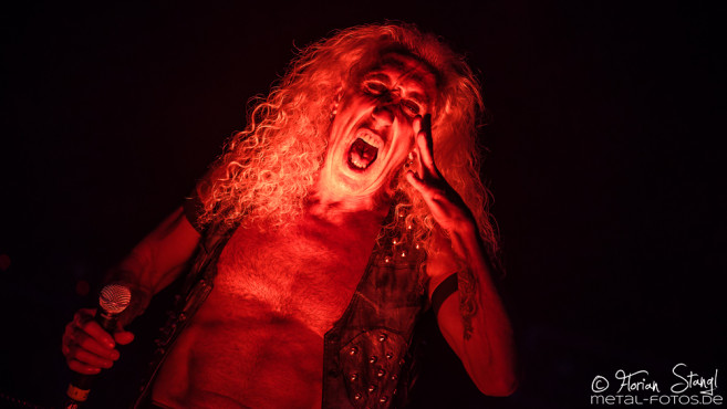 twisted-sister-bang-your-head-2016-15-07-2016_0030