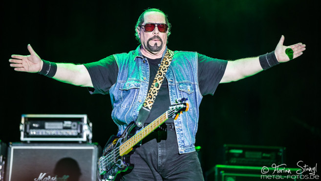 twisted-sister-bang-your-head-2016-15-07-2016_0057