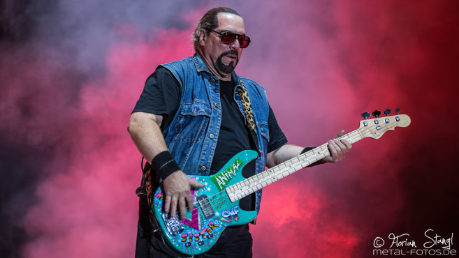 twisted-sister-bang-your-head-2016-15-07-2016_0086