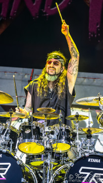 twisted-sister-bang-your-head-2016-15-07-2016_0088